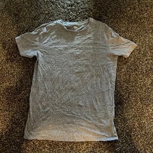 Gray teeshirt